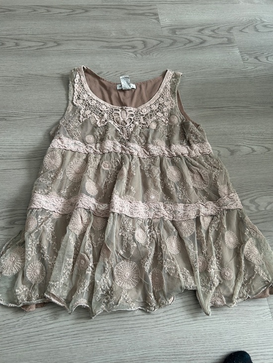 Ultra Pink Tops - Ultra Pink Taupe and Blush Lace Tiered Tank